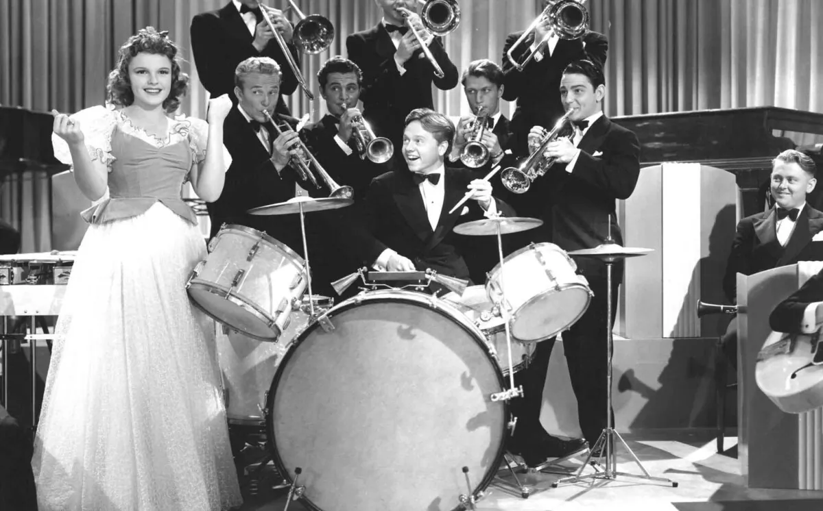 Mary Holden (Judy Garland) and Jimmy Connors (Mickey Rooney), in “Strike up the Band.” (MGM)