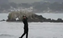 Clark Sets Pebble Beach Record With 60 for 1-shot Lead in Tough Conditions
