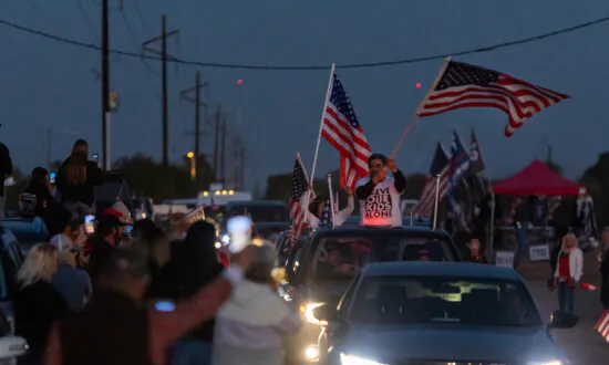 Trucker Convoy Holds Rally Near Eagle Pass, Texas