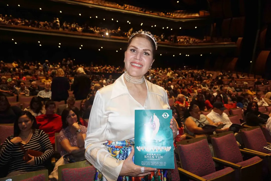 Normally Villarreal enjoyed Shen Yun's evening performance at the McAllen Performing Arts Center on Feb. 3, 2024. (Yeawen Hung/The Epoch Times) 