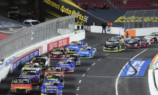 Denny Hamlin Outduels Kyle Busch to Win Busch Light Clash at the Coliseum