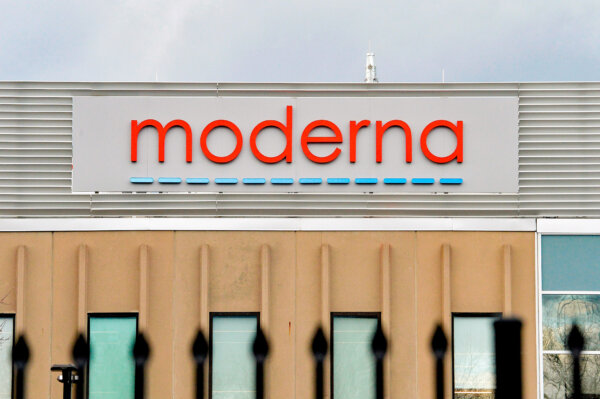 FDA Agrees to Consider Moderna's mRNA Influenza Vaccine