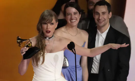 Taylor Swift Wins Album of the Year at Grammy Awards for 4th Time