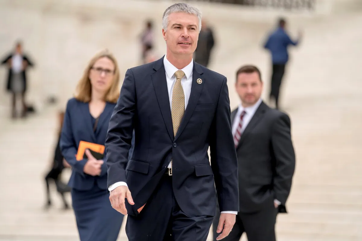South Dakota Attorney General Marty Jackley leaves the U.S. Supreme Court in Washington on April 17, 2018. (Andrew Harnik/AP Photo)