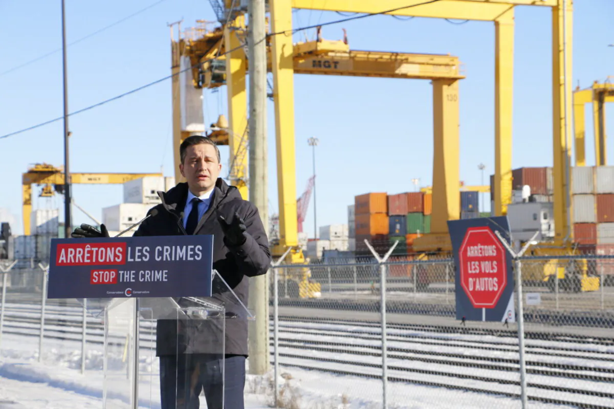Conservative Leader Pierre Poilievre speaks to reporters next to the Port of Montreal on Feb. 6, 2024. (Noé Chartier/The Epoch Times)