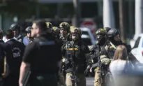 Man Holds Hostages at Knifepoint in Florida Bank, Gets Killed by SWAT Sniper: Sheriff