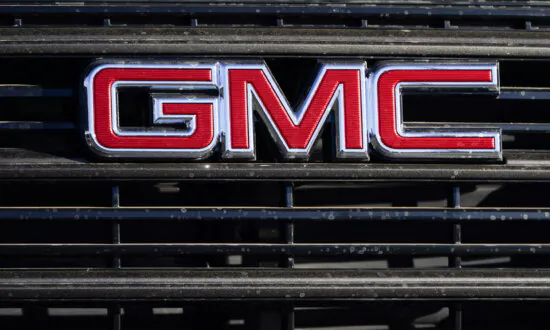 General Motors Is Recalling Over 323,000 Heavy-Duty Pickups