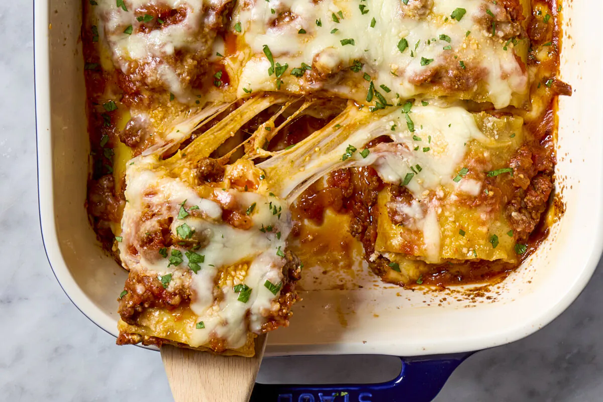 Everything you love about classic layered lasagna, only way easier. (Alex Lepe/TNS)