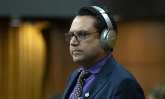 Liberal, NDP, and Bloc MPs Vote to Suspend ArriveCan Hearings Over ‘Scary’ CBSA Report