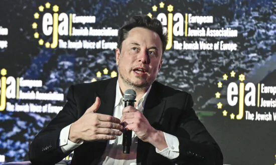 Musk’s X to Sue Aussie Regulator Over Global Order to Remove Content