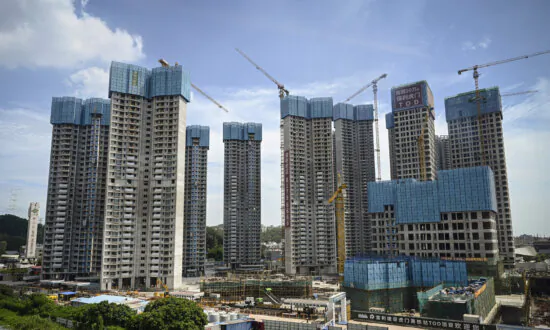 China’s Central Bank Slashes Key Loan Interest Rate to Boost Property Market, Chinese Public Skeptical