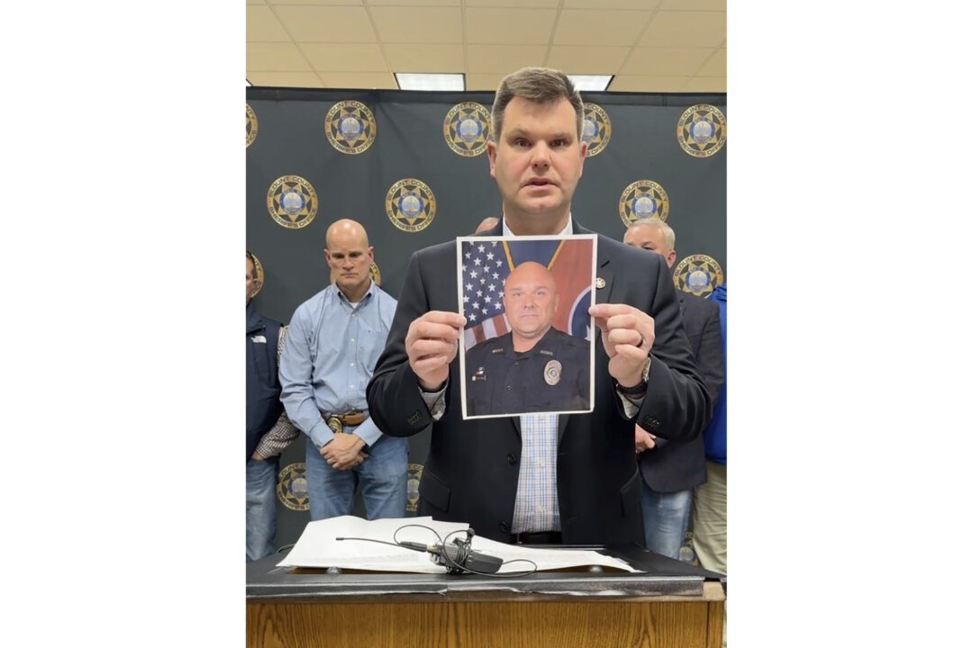 Search Continues for Suspect in Fatal Shooting of Tennessee Deputy; 2 ...