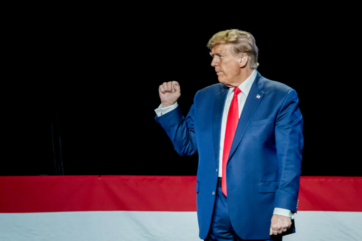 Former President Donald J. Trump greets his supporters after speaking at the National Rifle Association in Harrisburg, Pa., on Feb. 9, 2024. (Madalina Vasiliu/The Epoch Times)