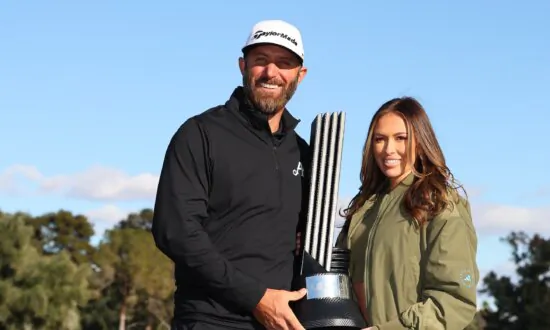 Dustin Johnson Wins LIV Golf Las Vegas in Blistery Conditions