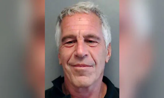Brother of Jeffrey Epstein Questions Homicide Ruling, Points to Injuries on Neck