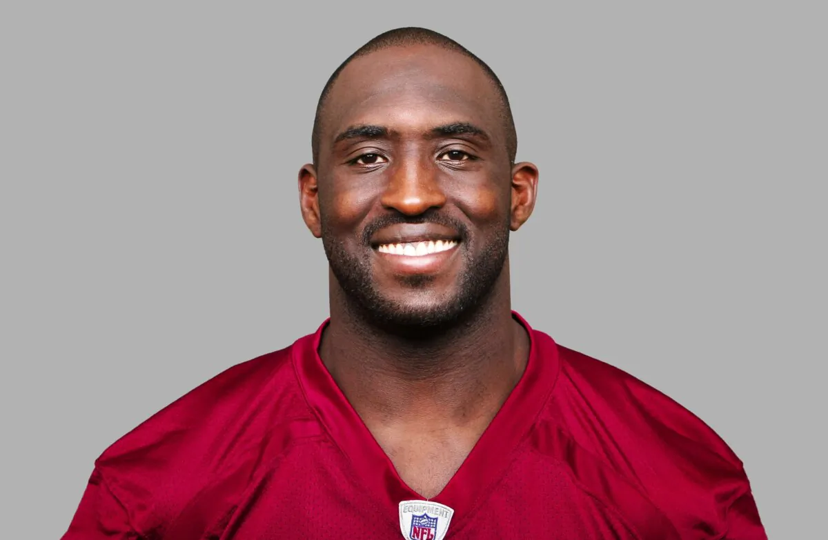 DeShaun Foster, formerly of the San Francisco 49ers, poses for an NFL headshot at photo day in San Francisco on April 1, 2008. (Getty Images)