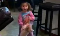 Little Cowgirls Flawlessly Ride Hoverboards in Circles Inside House–Just Like Professionals