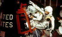 US Politics, Science, and Daring Win the Space Race