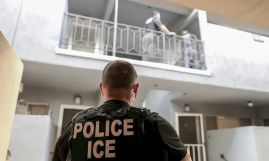 California Bill Renews Effort to Unmask Federal Agents