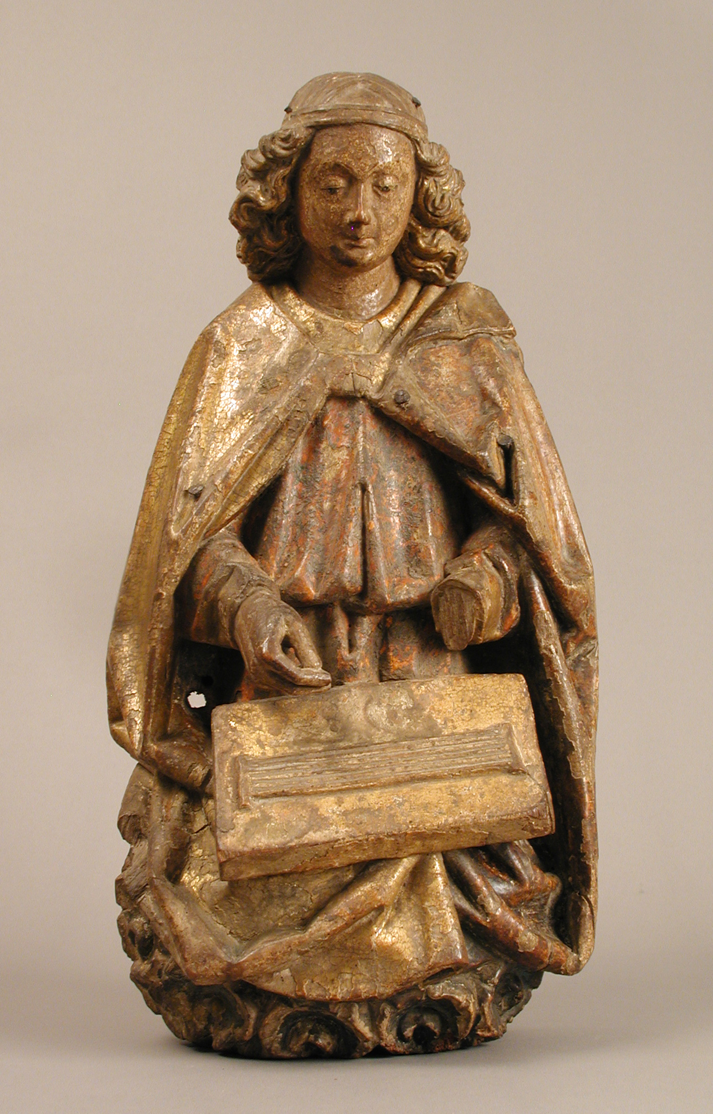  angel playing a dulcimer
