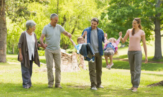 Practice These 7 Daily Habits for Health and Longevity: Japanese Medical Expert