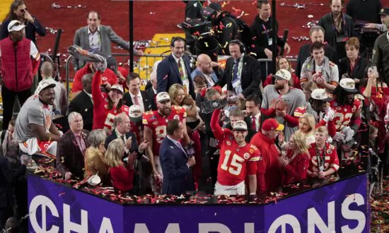 Kansas City Turns Red as Chiefs Celebrate 3rd Super Bowl Title in 5 Seasons With Parade