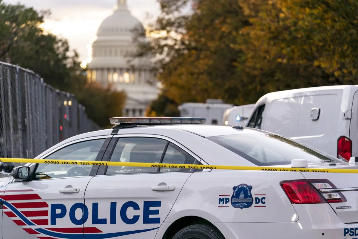 Washington Metropolitan Police seen in Washington on Oct. 19, 2022. (J. Scott Applewhite/AP Photo)