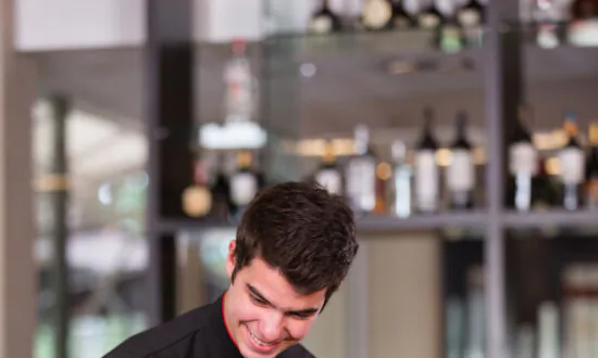 The Right Way to Talk to a Sommelier