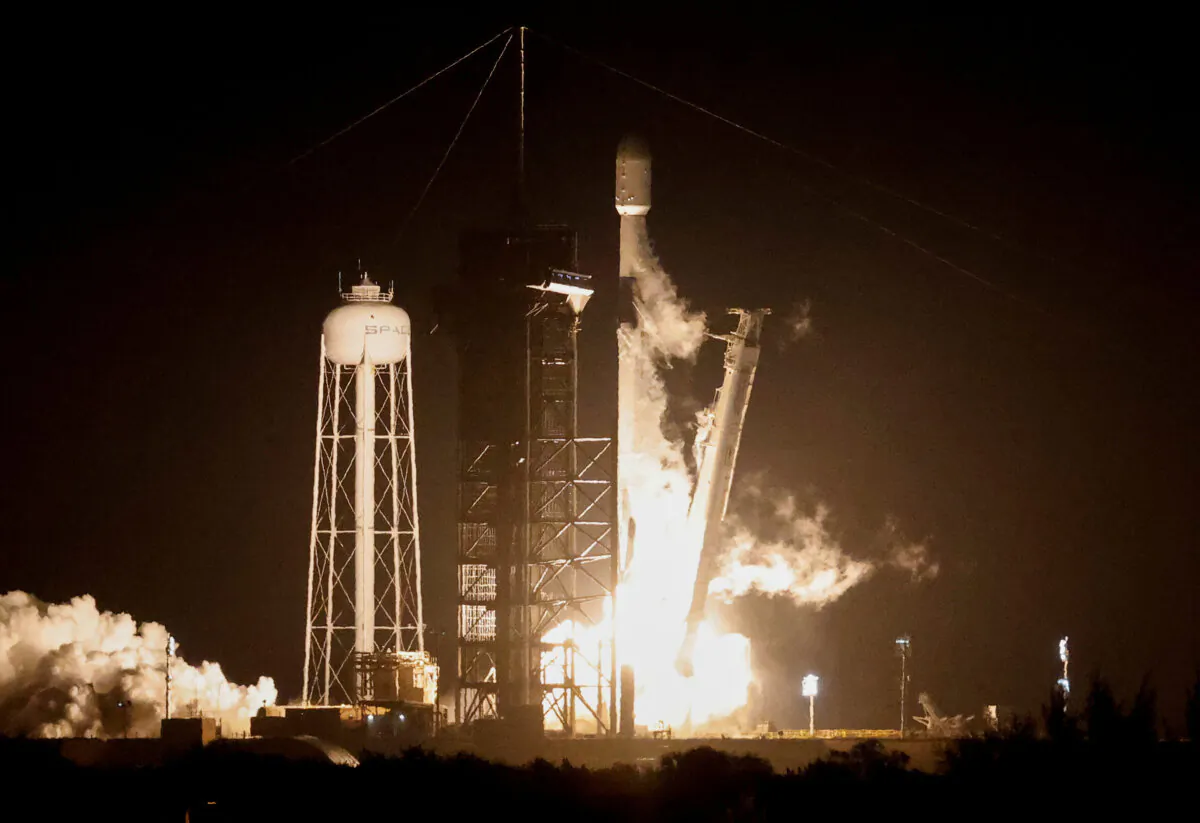 A SpaceX Falcon 9 rocket lifts off on the IM-1 mission with the Nova-C moon lander built and owned by Intuitive Machines from the Kennedy Space Center in Cape Canaveral, Fla., on Feb. 15, 2024. (Joe Skipper/Reuters)