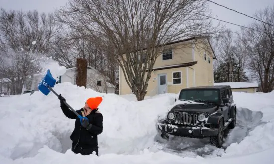 Second Day of Storm Brings More Wind, Heavy Snow to Nova Scotia, Newfoundland