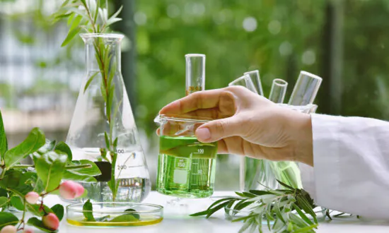 Plant Compounds May Be Effective Alternative Treatment for Rosacea: New Review