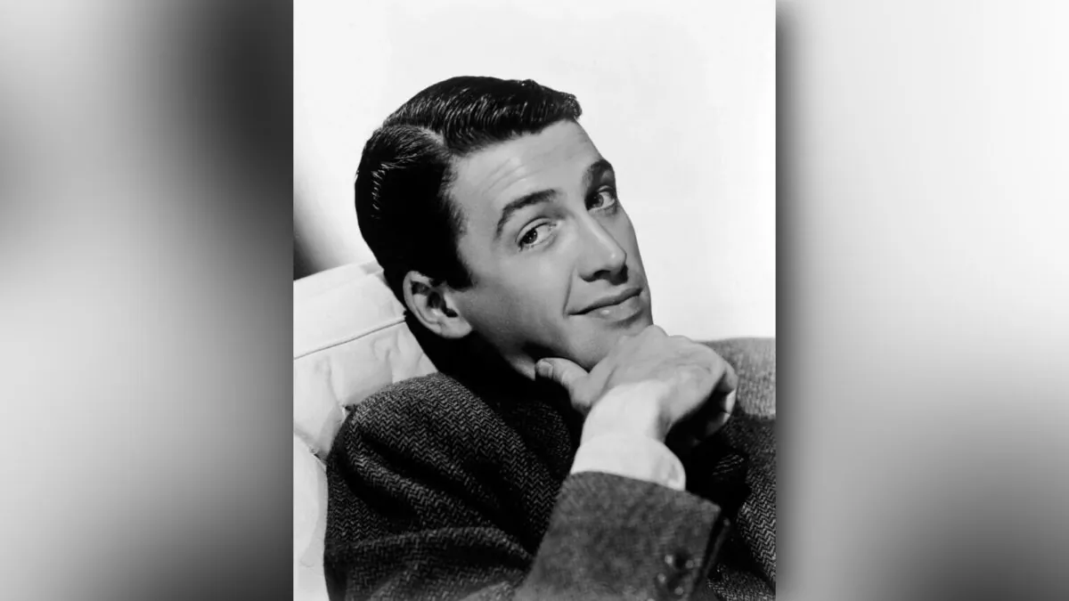 Jimmy Stewart (WikiCommons)
https://en.m.wikipedia.org/wiki/File:James_Stewart_Publicity.jpg