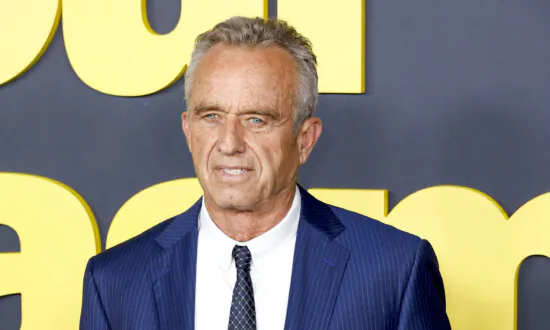 Federal Judge Hands RFK Jr. a Win in Lawsuit Accusing Biden Admin of Censoring COVID-19 Vaccine Info
