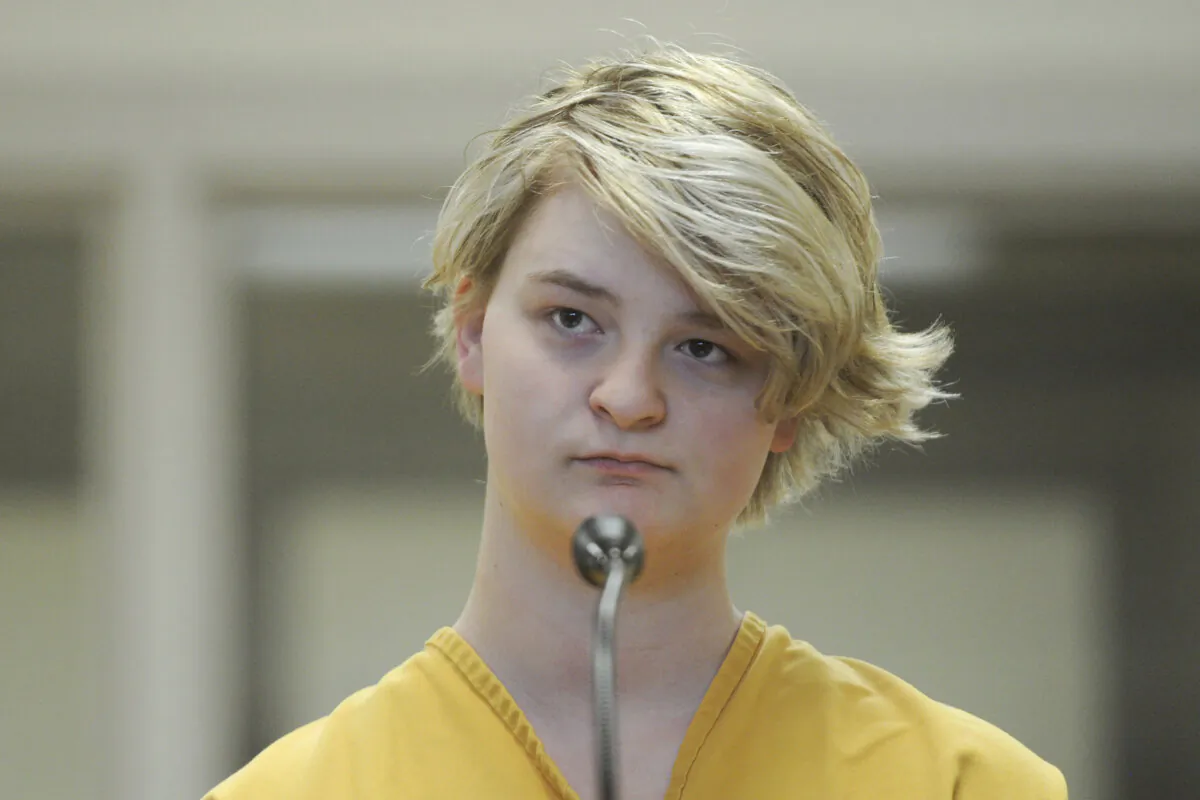 Denali Brehmer stands at her arraignment in the Anchorage Correctional Center in Anchorage, Alaska on June 9, 2019. (Bill Roth/Anchorage Daily News via AP)