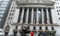 Stock Market Today: Wall Street Falls to a Rare Losing Week but Remains Close to Its Record