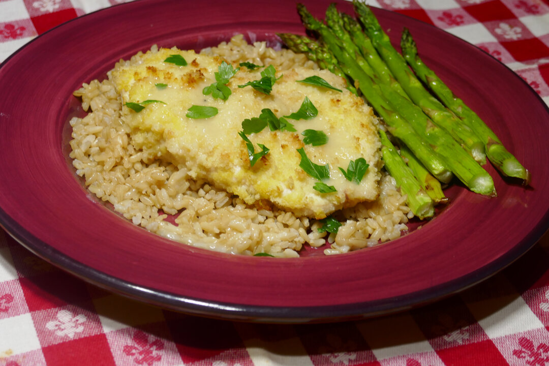 chicken-francese-with-asparagus-and-rice-the-epoch-times