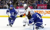 Auston Matthews Gets Another Hat Trick as Leafs Crush Ducks