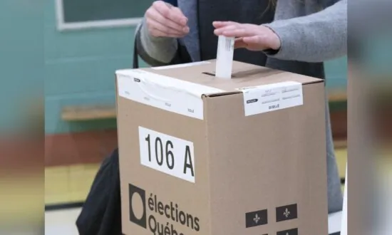 Élections Québec Probe After Couple Says They Were Told to Donate to Meet Minister