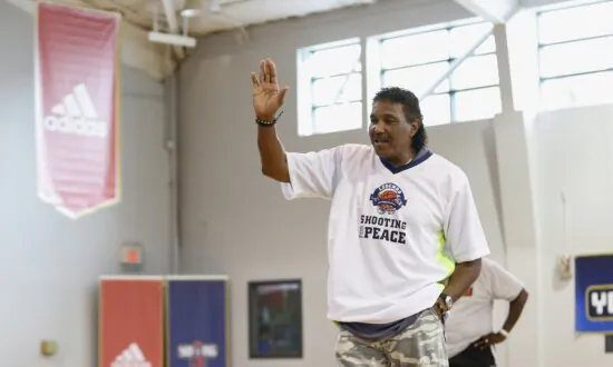Longtime Rockets Guard/Forward Robert Reid Dies at 68