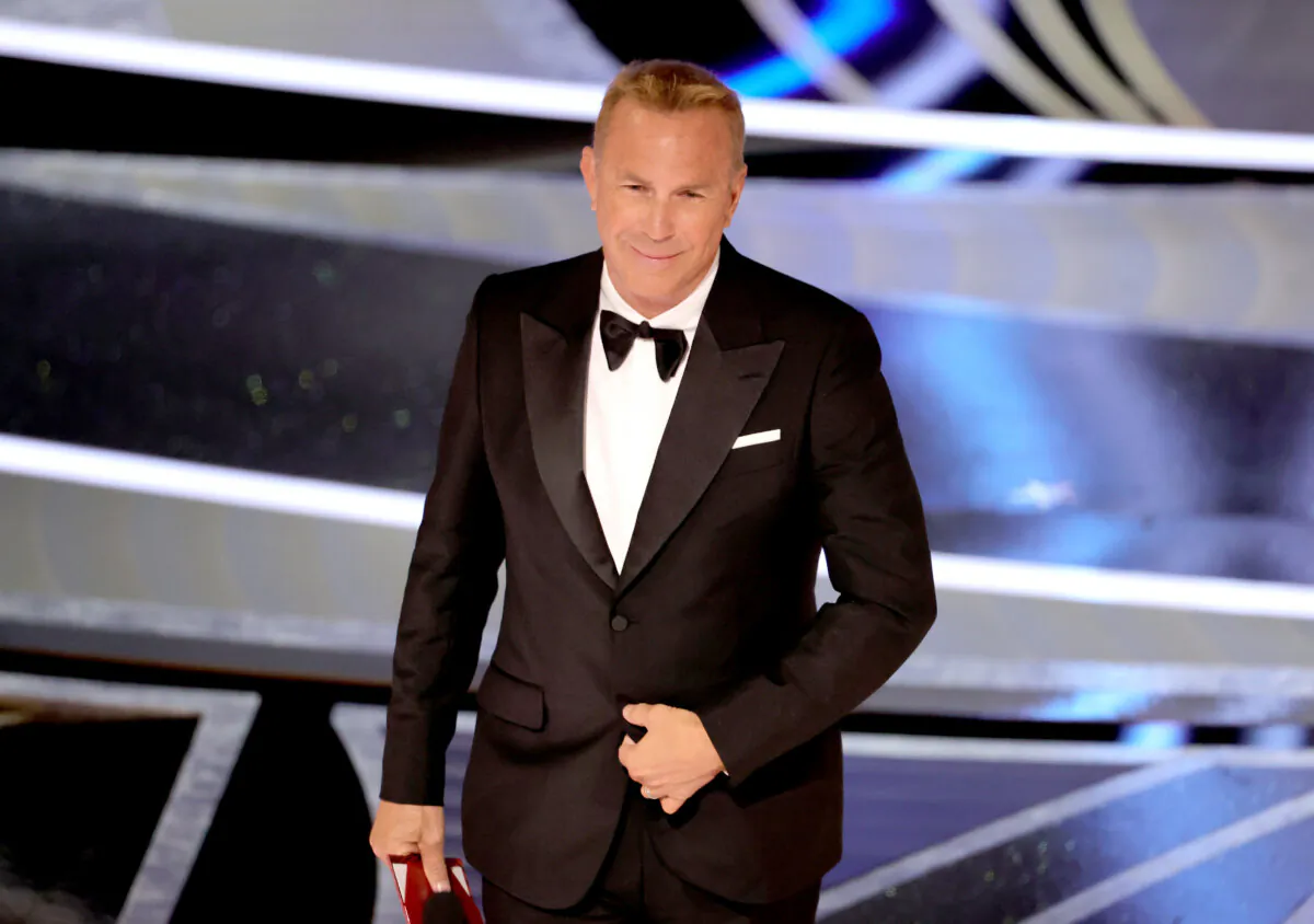 Kevin Costner gestures during the 187th edition of the TV show 'Wetten, dass..?' ('Let's Make a Bet') in Erfurt, central-eastern Germany, on Feb. 27, 2010. (Joerg Koch/AFP/Getty Images)