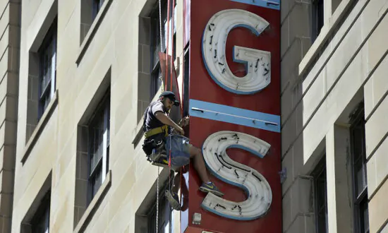 Help Wanted: Australia Short 70,000 Electrical Apprentices for Renewable Transition