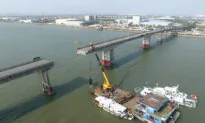 At Least 5 Killed After Barge Hits Bridge Near China’s Guangzhou, Plunging Vehicles in Water