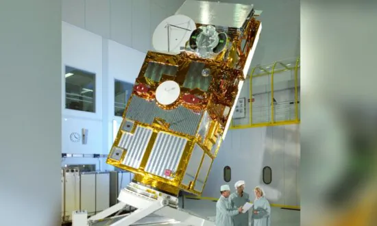 Old European Satellite Plunges Harmlessly Through Atmosphere Over Pacific