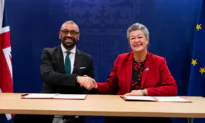 UK Signs Agreement With EU Border Agency on Stopping Migrant Boats Crossing English Channel