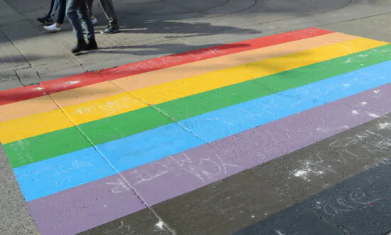 Residents of Alberta Town Vote to Keep Public Spaces Neutral, Remove Rainbow Flags, Crosswalks