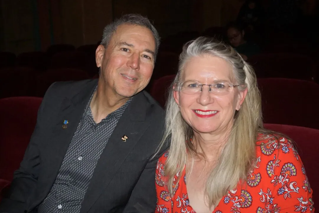 Eric and Kathleen Kendall enjoyed Shen Yun at the Plaza Theatre in El Paso, Texas, on Feb. 24, 2024. (Yawen Hung/The Epoch Times)