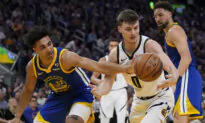 Nikola Jokic Has 3rd Straight Triple-Double to Help Nuggets Beat Warriors, 119–103
