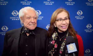 Shen Yun Costumes Created ‘A Grace That Is so Gigantic,’ Says Renowned Clothing Designer