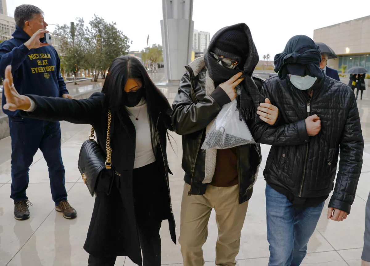 Alexander Smirnov (2nd R) leaves the courthouse in Las Vegas on Feb. 20, 2024. (Bizuayehu Tesfaye/Las Vegas Review-Journal via AP)