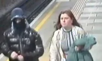 Police in London Hunt Trio Suspected of Corrosive Substance Attack on Boys